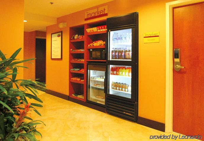 Fairfield Inn & Suites Hilton Head Island ブラフトン インテリア 写真